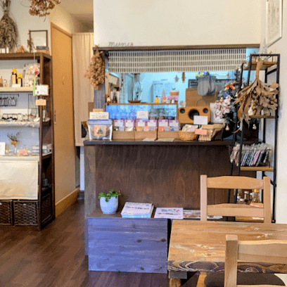 小さな喫茶店むに
