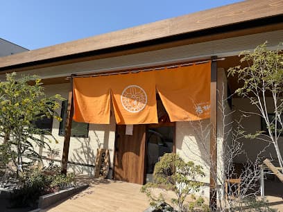 杏樹 ゴトー饅頭店