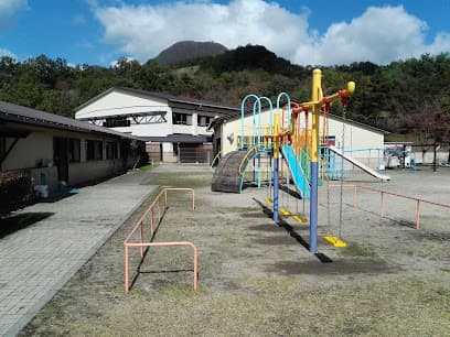 別府市立東山小学校